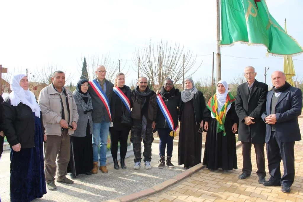 Şandeya Fransayê: Em ê qedexekirina firîna balafiran nîqaş bikin