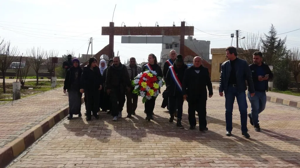 Şandeya Fransayê: Em ê qedexekirina firîna balafiran nîqaş bikin