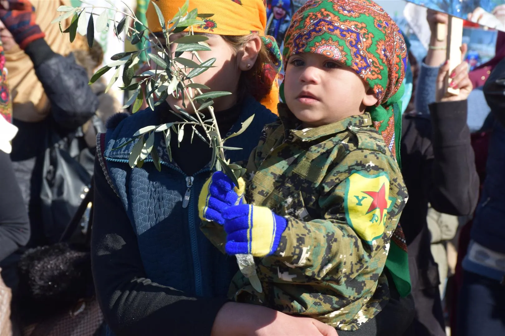  Hesekê, Amûdê û Dirbêsiyê: Em ê Efrînê rizgar bikin