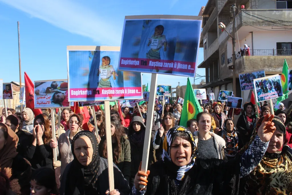 Hesekê, Amûdê û Dirbêsiyê: Em ê Efrînê rizgar bikin