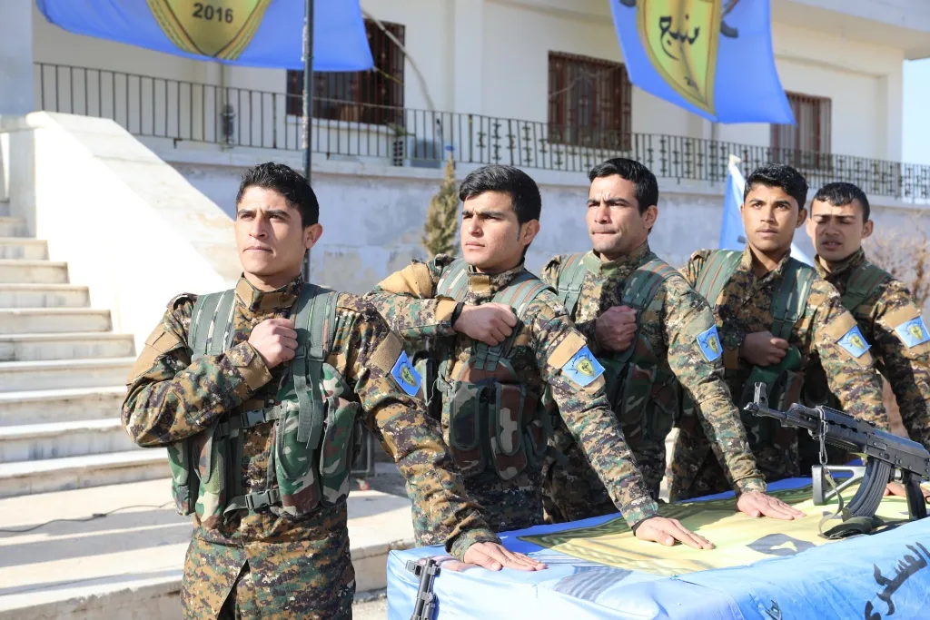 Akademiya"Şehîd Koçerîn" dewreya fermandaran bi dawî kir