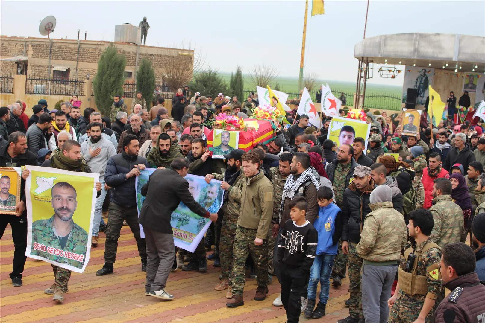Cenazeyê Seydo û Fehed bi merasîmekê hatin veşartin