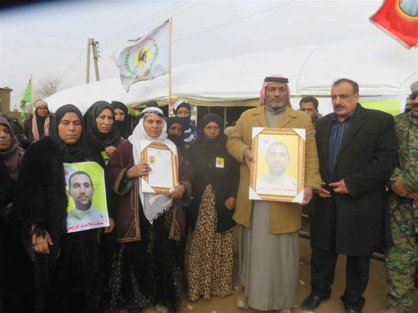 Sersaxî ji malbata şehîd Mihemed Idrîs re hate xwestin