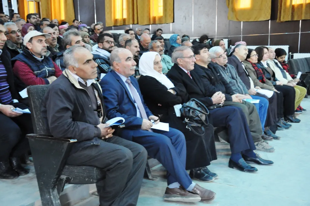 Di panela Kobanê de berdevkê YPG`ê behsa herêma ewle dike