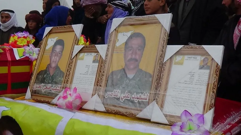 Cenazeyê şehîdên QSD‘ê Nasir û Cewad li Til Hemîsê hatin veşartin