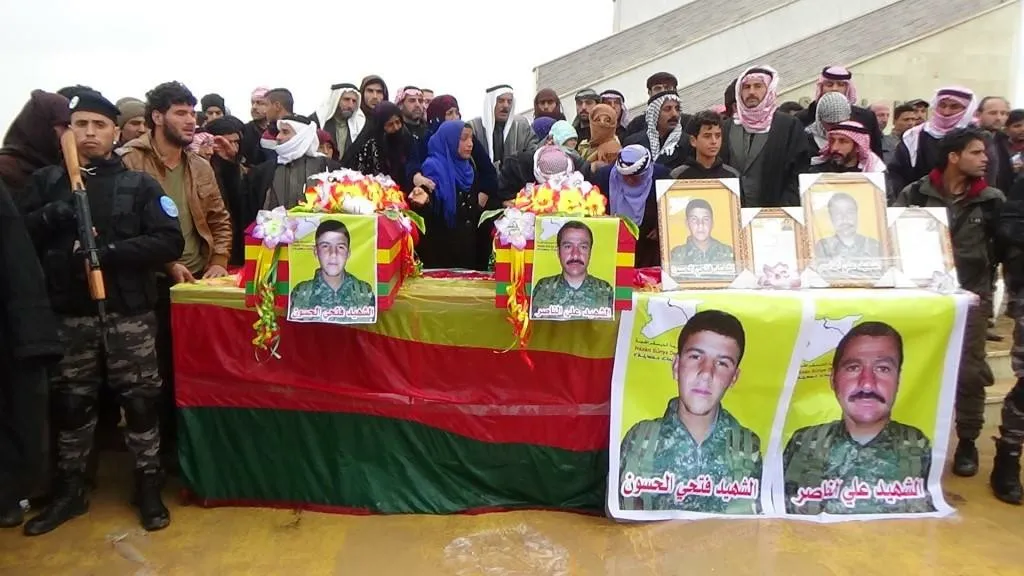Cenazeyê şehîdên QSD‘ê Nasir û Cewad li Til Hemîsê hatin veşartin