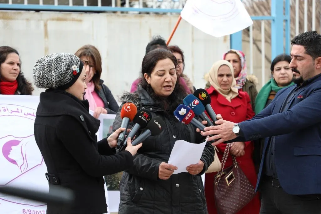 Meclisa Jinên Sûriyê: Divê ji bingehek mirovî nêzî doza penaberan bibin