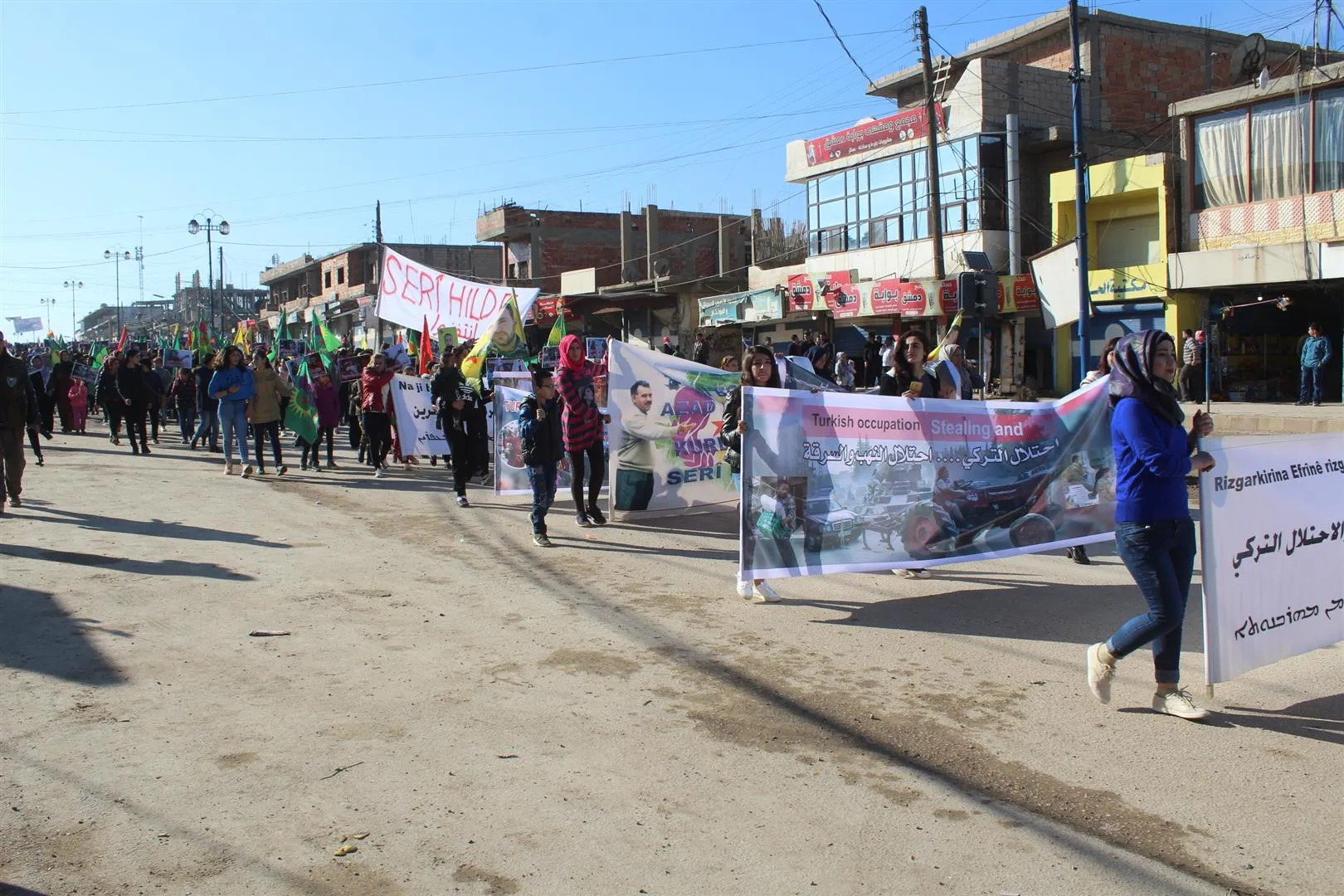 Li Til Hemîs û Girkê Legê bi hezaran ji bo Efrînê li ser piya bû
