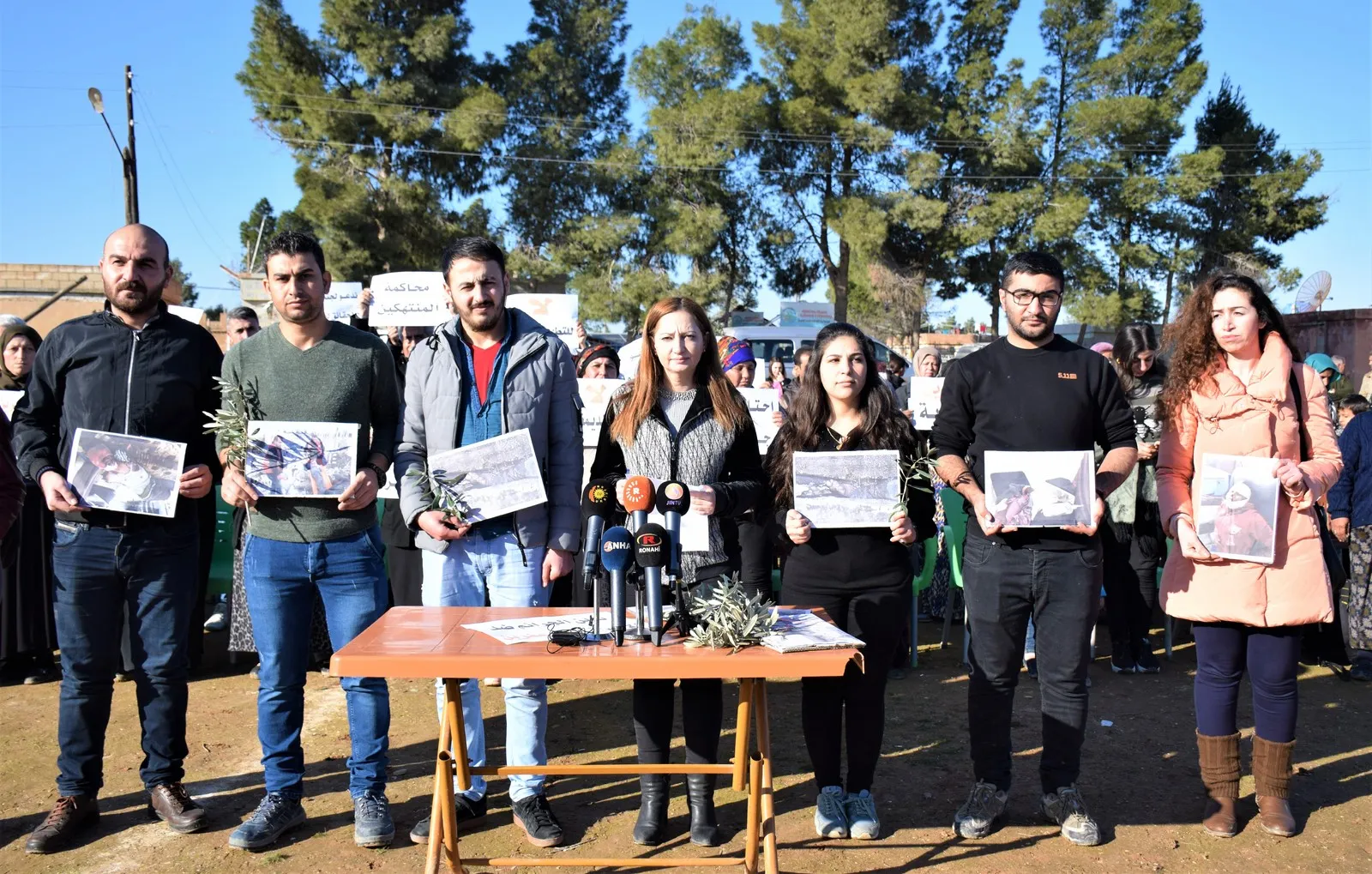 Daxwaz kirin ku komîteya lêpirsîn biçe Efrînê û rastiyan bibîne