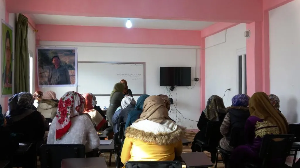 Akademiya Jinan hewldanek ji bo xurtkirina rola jinan di civakê de ye
