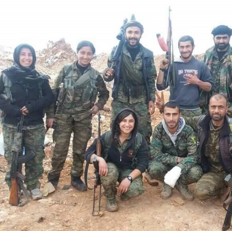 Vejîn û Barînê bi dengên xwe yên zîz eniyên berxwedanê gur dikirin