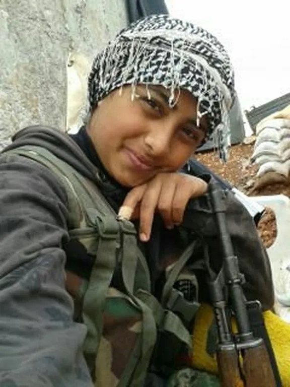 Vejîn û Barînê bi dengên xwe yên zîz eniyên berxwedanê gur dikirin
