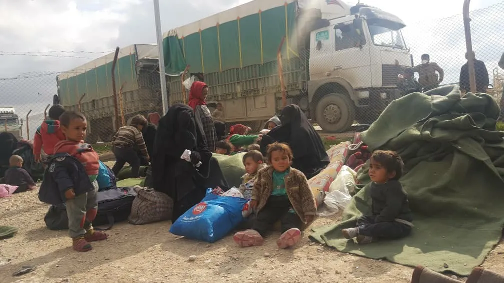 2 hezar kes ji malbatên çeteyan gihaştin kampa Holê
