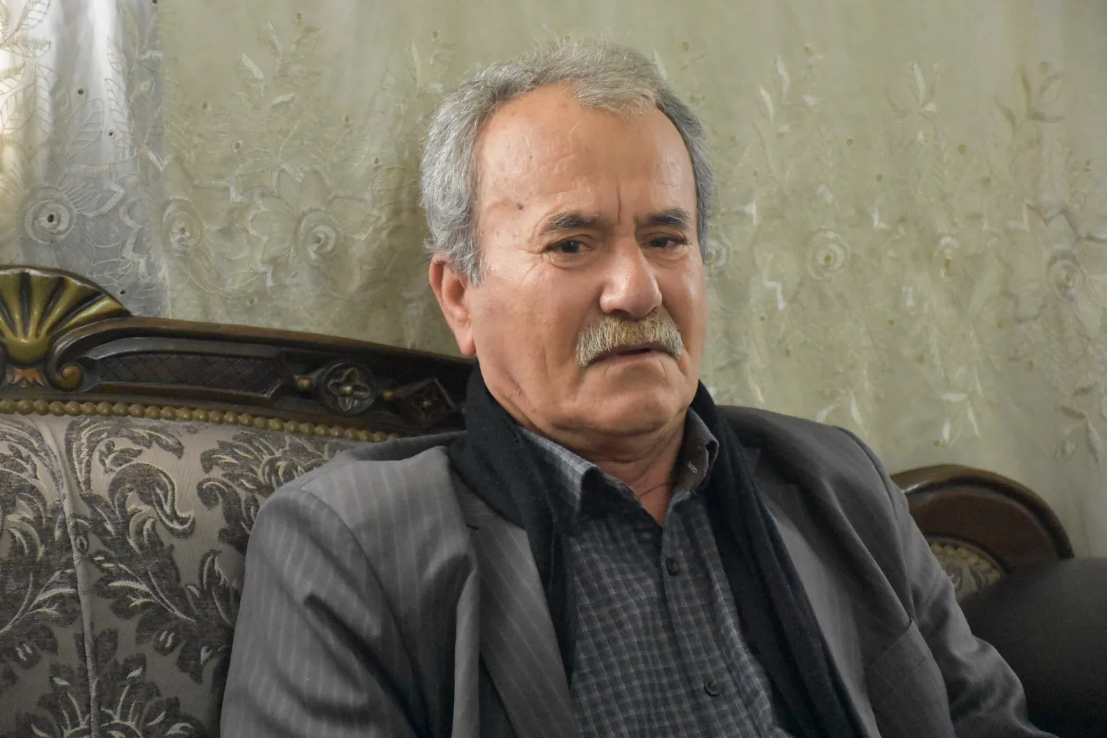 Parêzer û siyasetmedarên Helebê: Ocalan komplo pûç kir