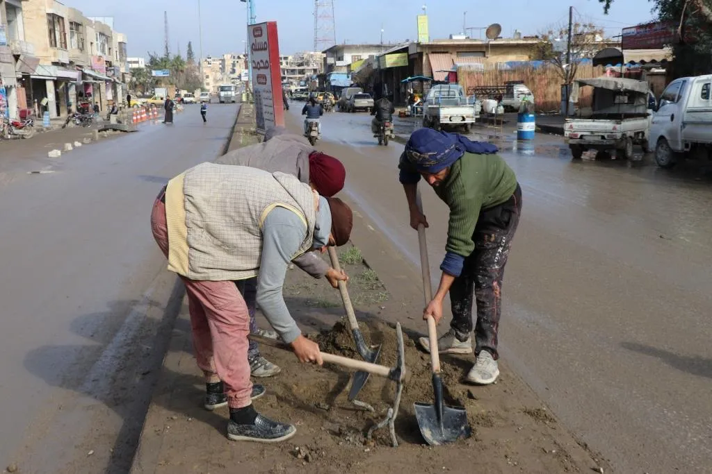 Komîteya Enerjiyê ya Reqayê xebatên xwe didomîne