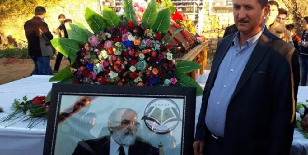 Mîrê Êzidîyan hat veşartin