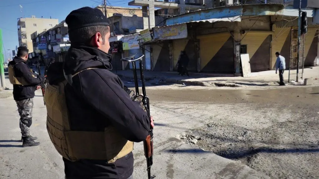 Şêniyên Tebqayê: Divê êlên herêmê nakokiyan bidin aliyekî