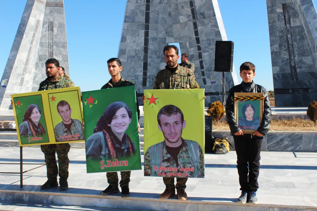 Şehîd Zehra û Serdar li Kobanê hatin bibîranîn