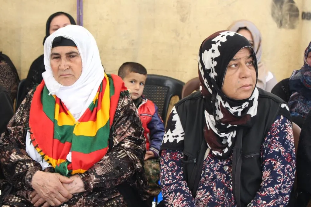 Sersaxî ji malbata 4 şehîdên Dêrazorê re hate xwestin
