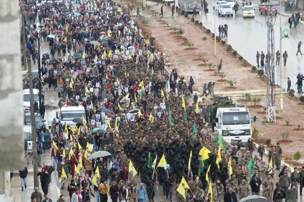 Deh hezaran kesan li Kobanê Komploya Navnetewî şermezar kirin