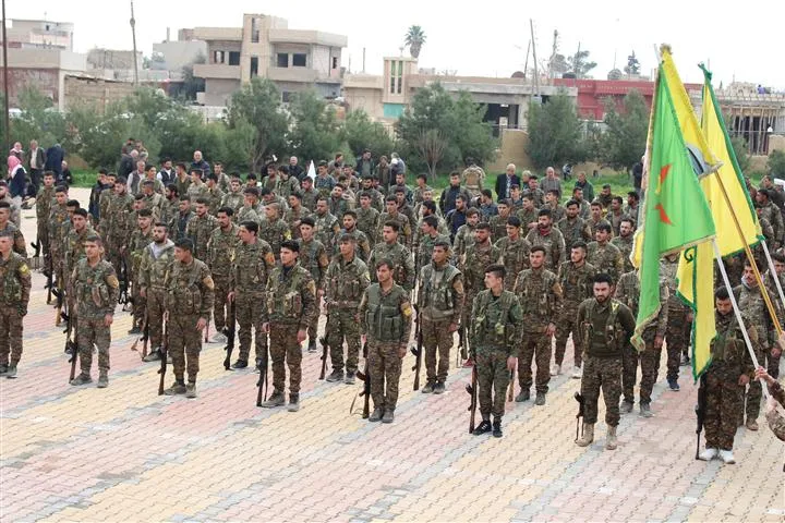 Bi sedan kesî cenazeyê şehîd Elî spartin axê