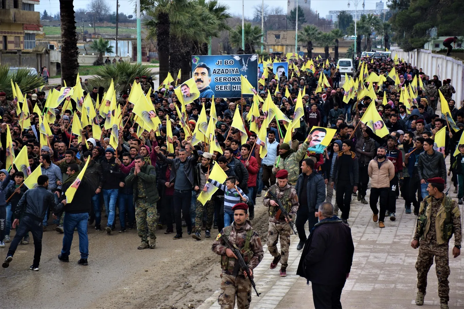 Şêniyên kantona Hesekê "Roja reş" şermezar kirin