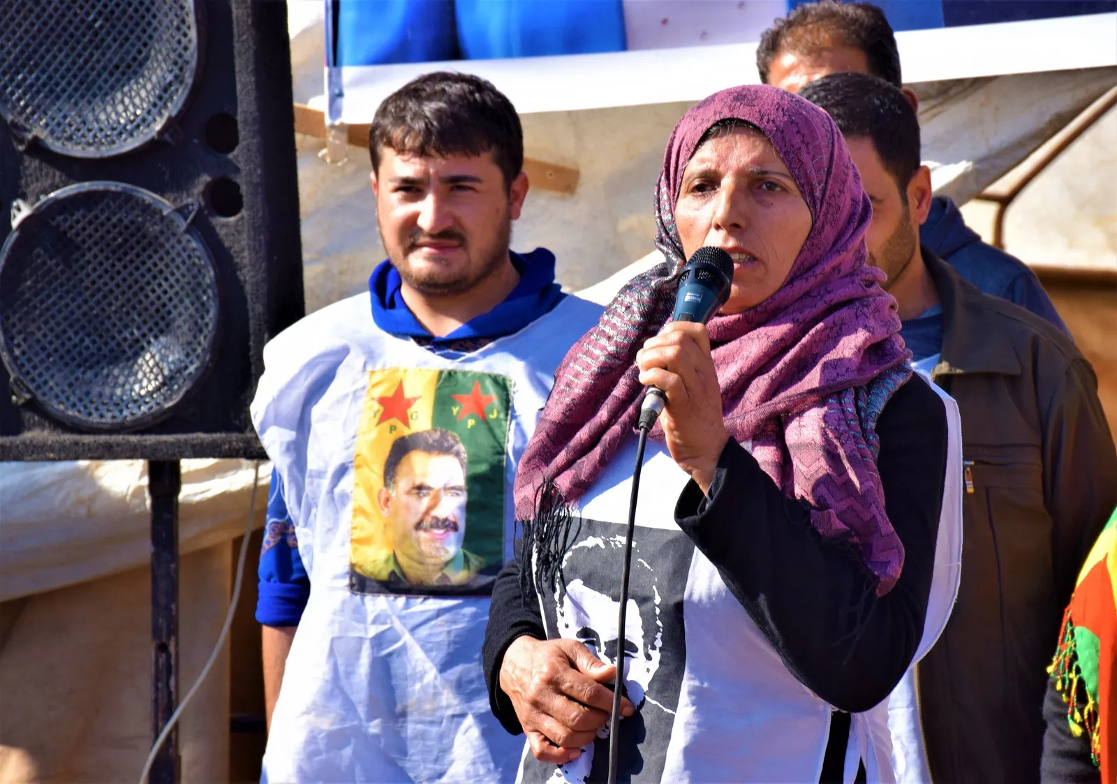 Li Amûdê 110 kes ketin greva birçîbûnê