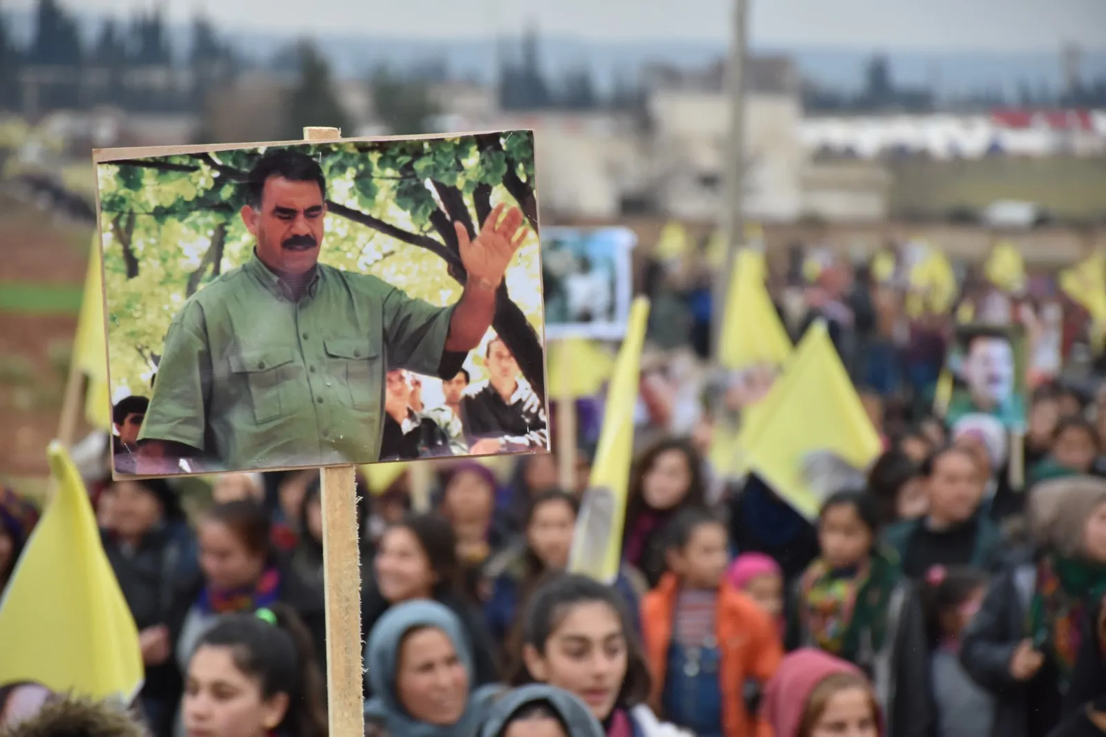 Şêniyên Efrîn û Şehabyê li dijî komploya 15‘ê Sibatê daketin qadan
