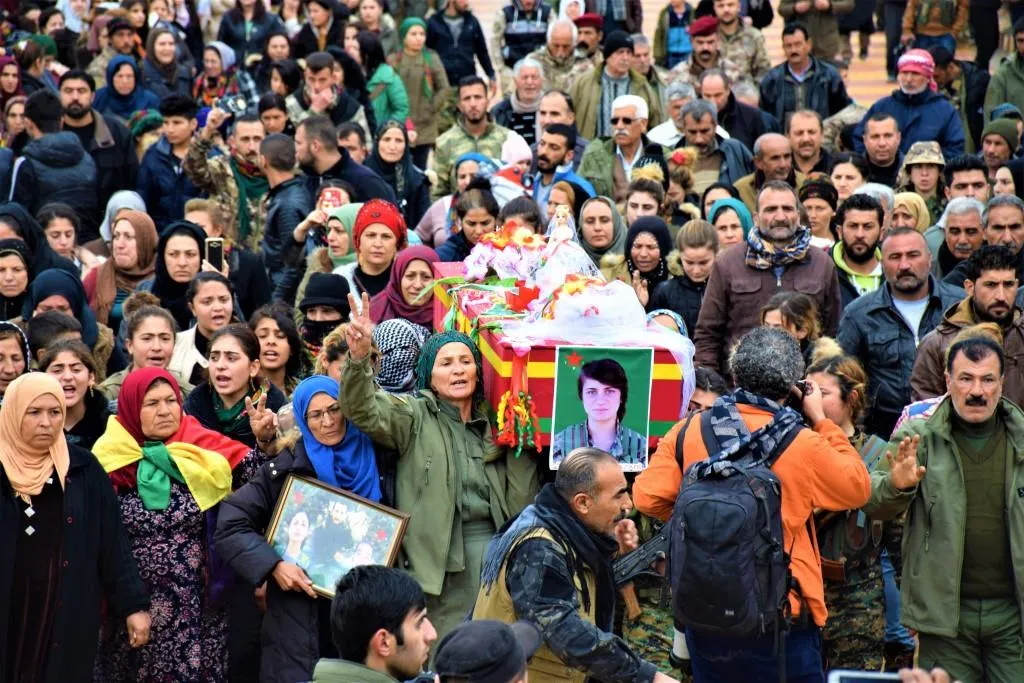 Şehîda YPJ‘ê Hêvîdar Azadî li Qamişlo hat veşartin