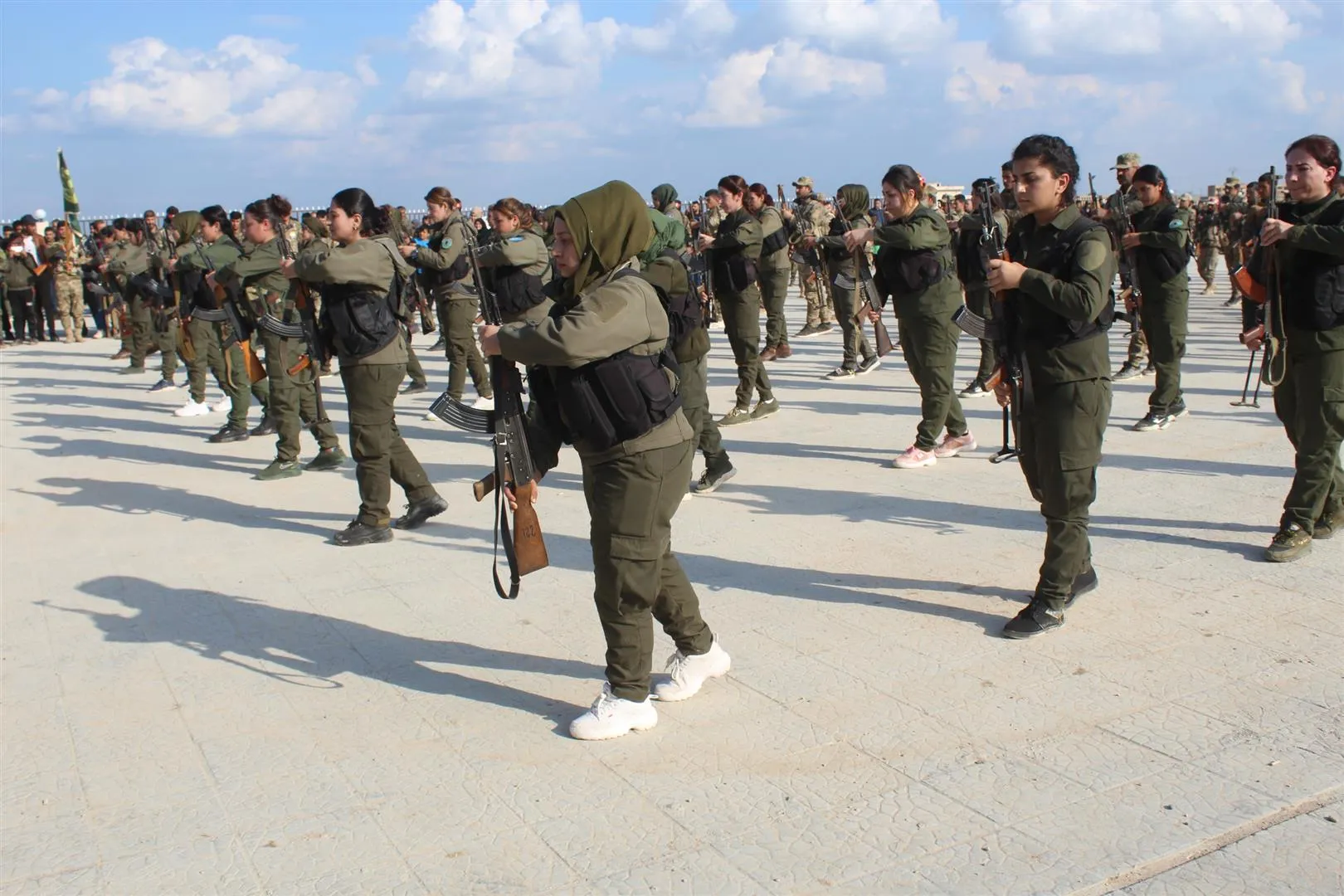 Cenazeyê şehîd Fayiz û Hediya hatin veşartin