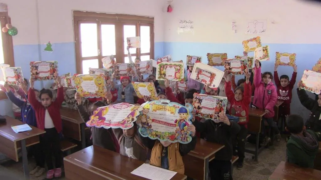 Xwendekarên Reqayê karname wergirtin