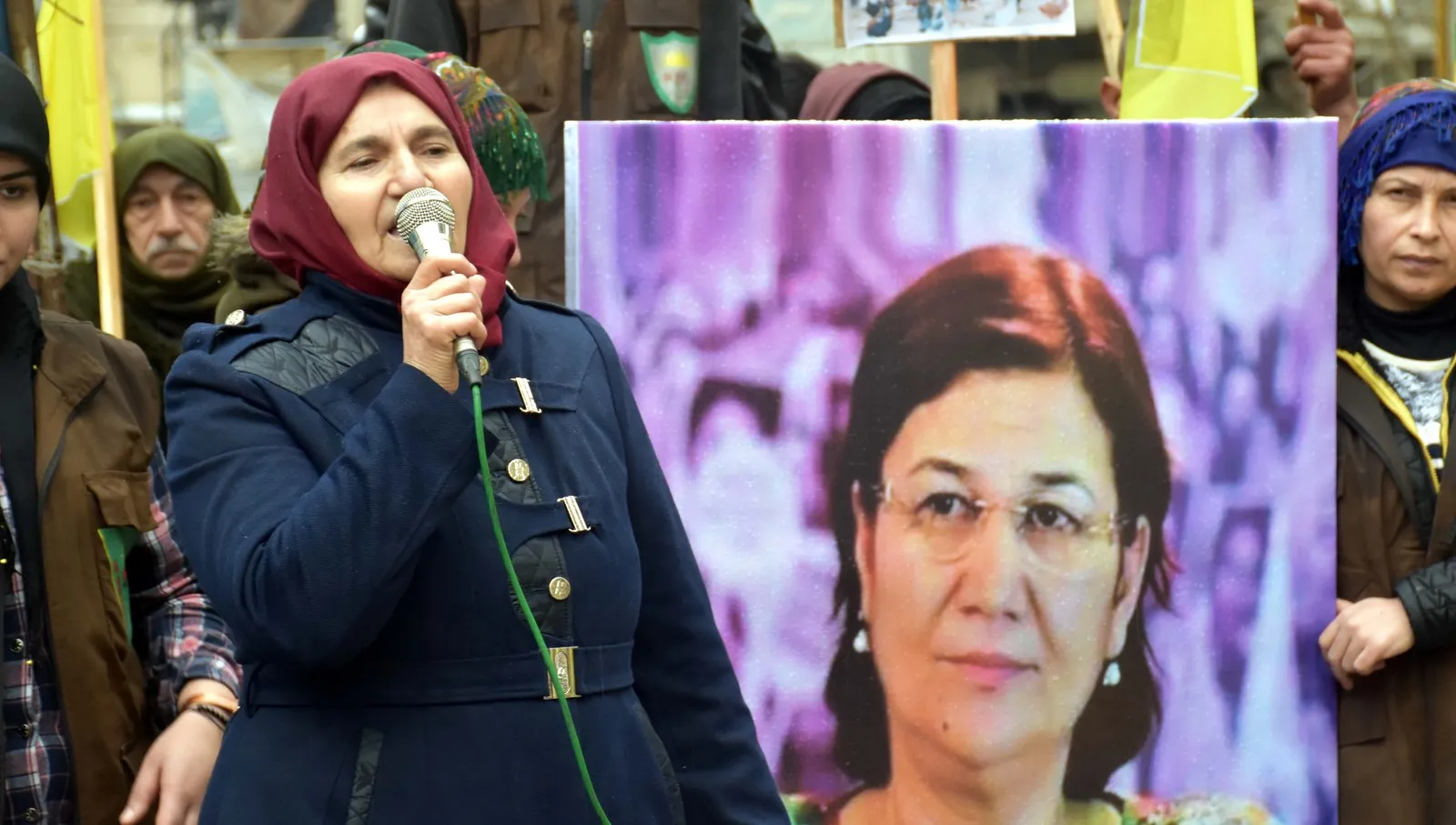 Li Hesekê û Helebê komploya navdewletî hate protesto kirin