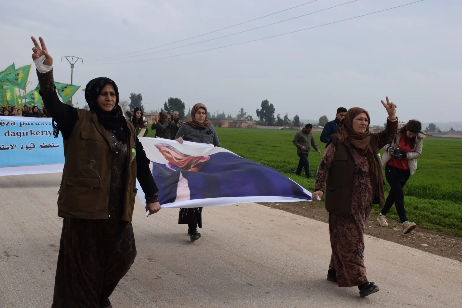 Li Hesekê û Helebê komploya navdewletî hate protesto kirin