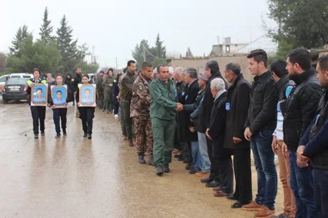 Şêniyên Tirbespiyê û Qamişlo sersaxî ji malbata Hozan Silêman re xwest