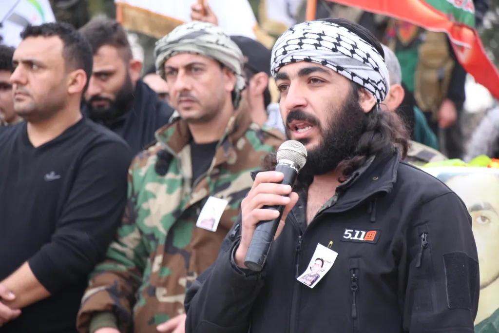 Şehîdê Ceyş El-Siwar Idlibî bi merasîmekê hate veşartin