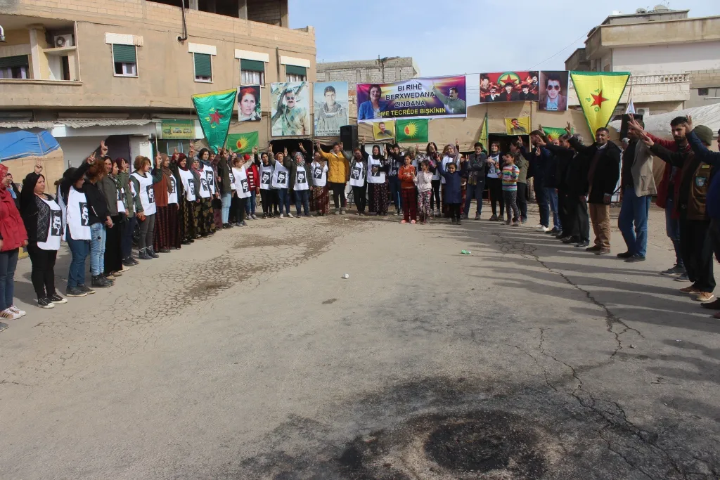  Greva birçîbûnê ya li Dirbêsiyê di roja duyemîn de didome