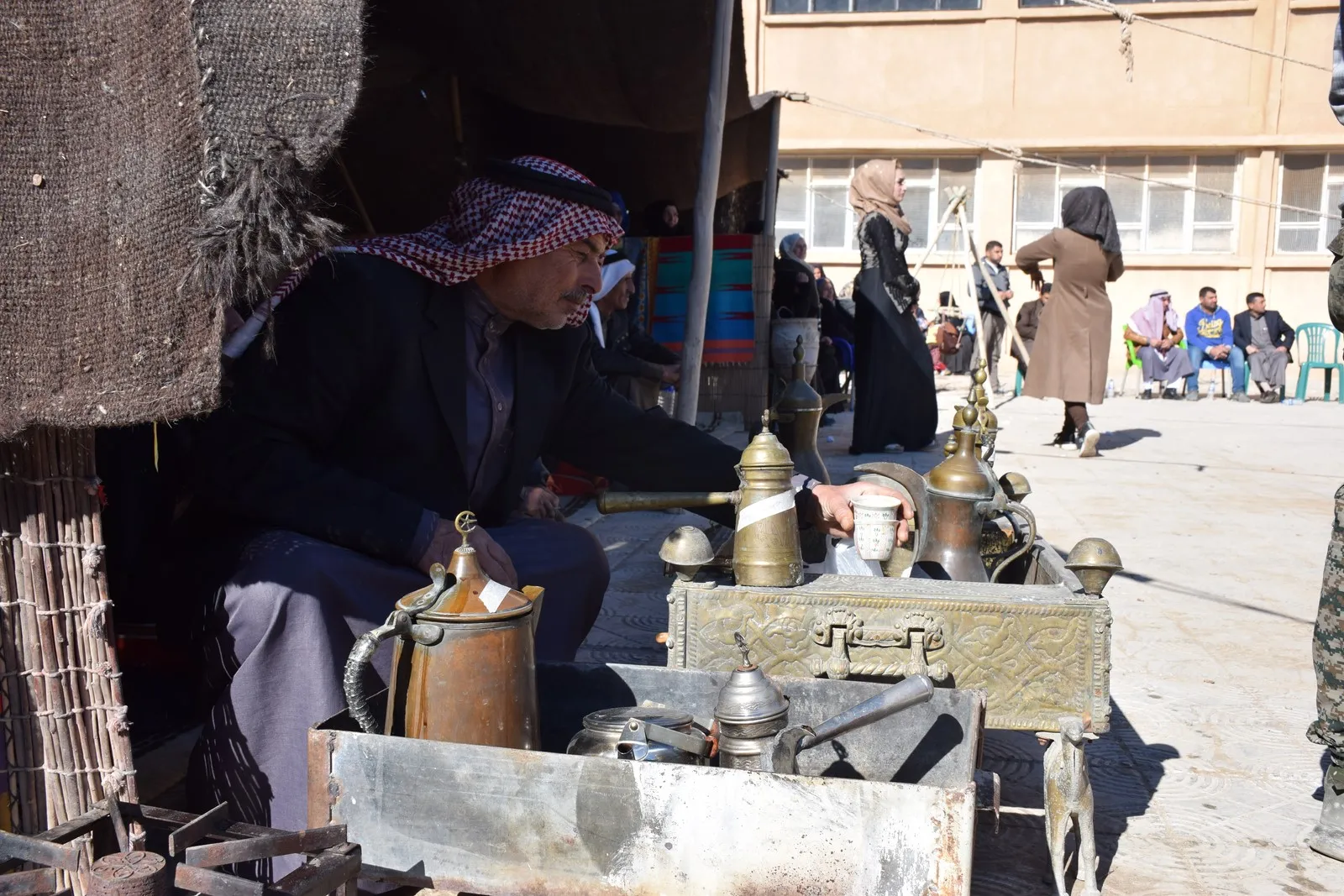 Li Holê pêşangeha kevneşopiya erebî hat vekirin
