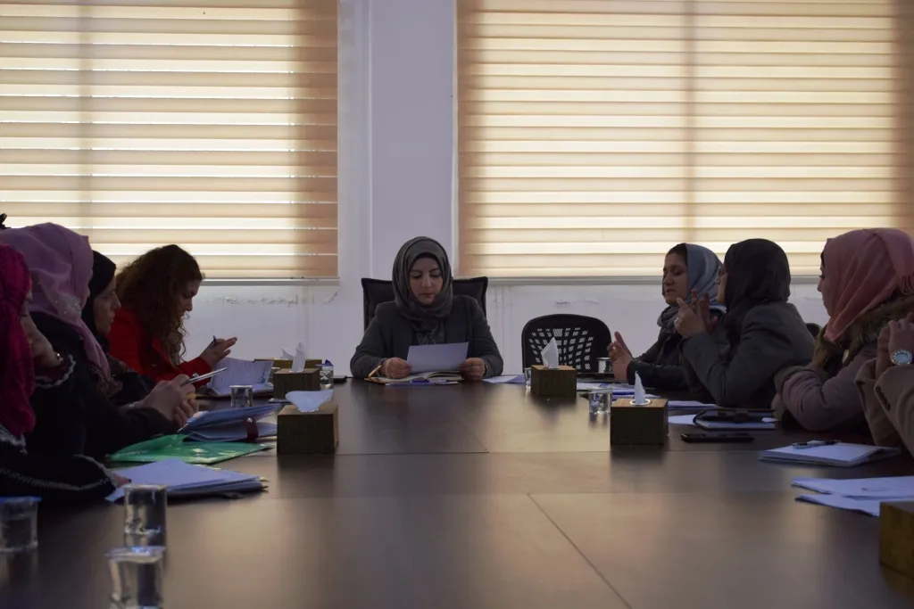 Desteya Jin mekanîzmeya rakirina fikirê tundraw nîqaş dike