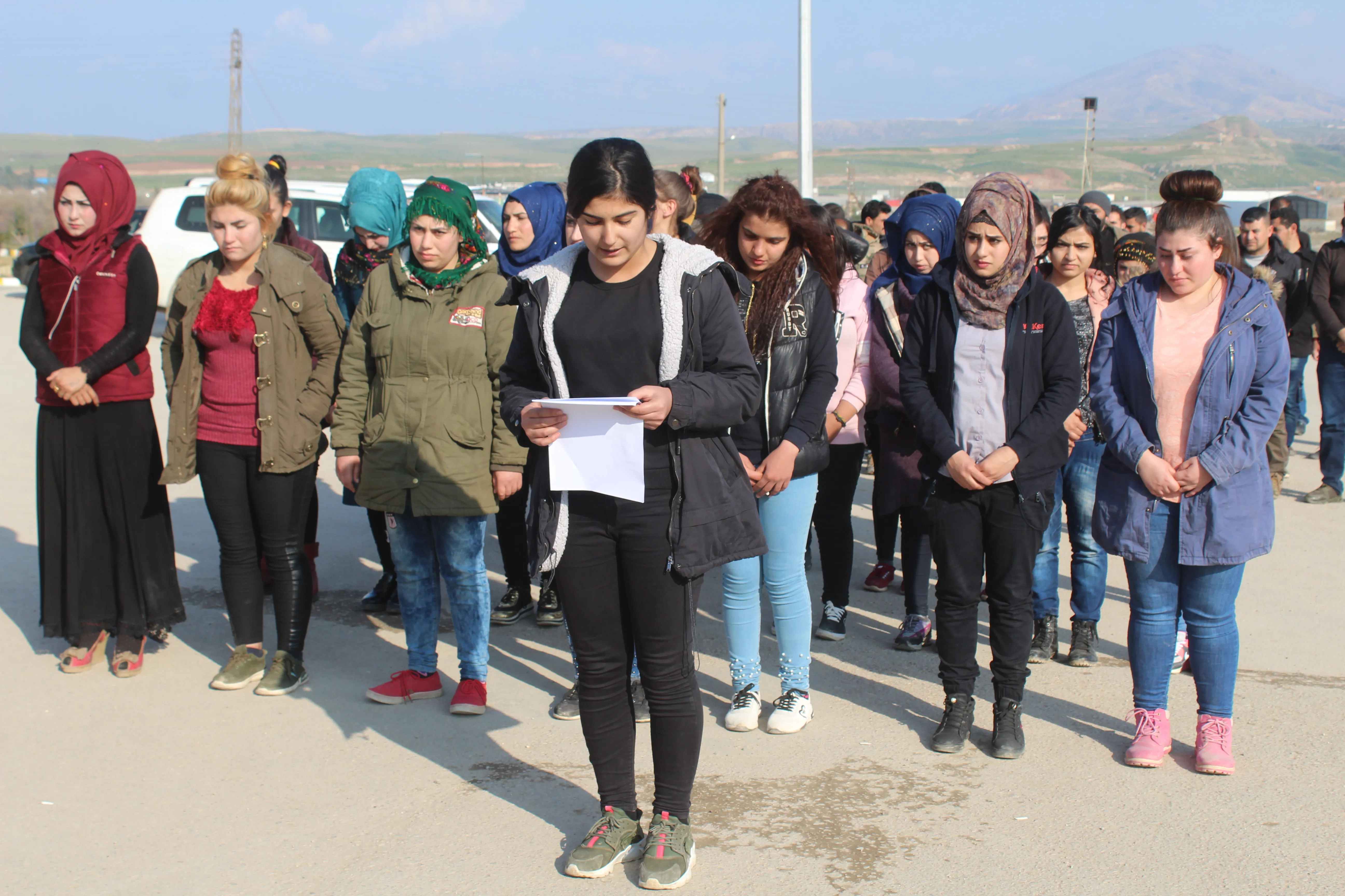 PDK‘ê nehişt ciwanên Başûr derbasî Rojava bibin da beşdarî konferansê bibin