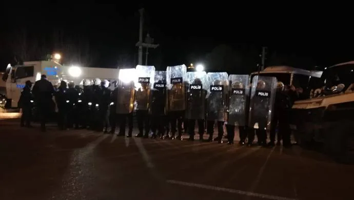 Polîsênê Tirk cenazeyê Gezen revandin û veşartin