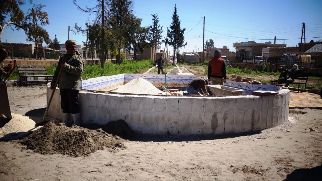Şaredariya El-Hemrat avê digihîne 15 gundan û parkekê sererast dike