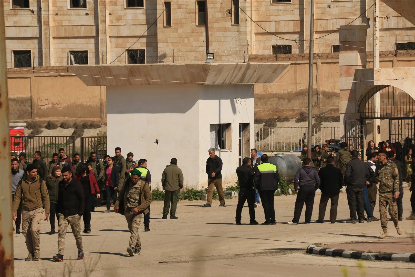 Şêniyên Hesekê berê xwe didin qada Newrozê