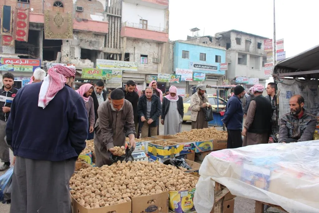Li bazarên Reqayê firotina kêvarkan