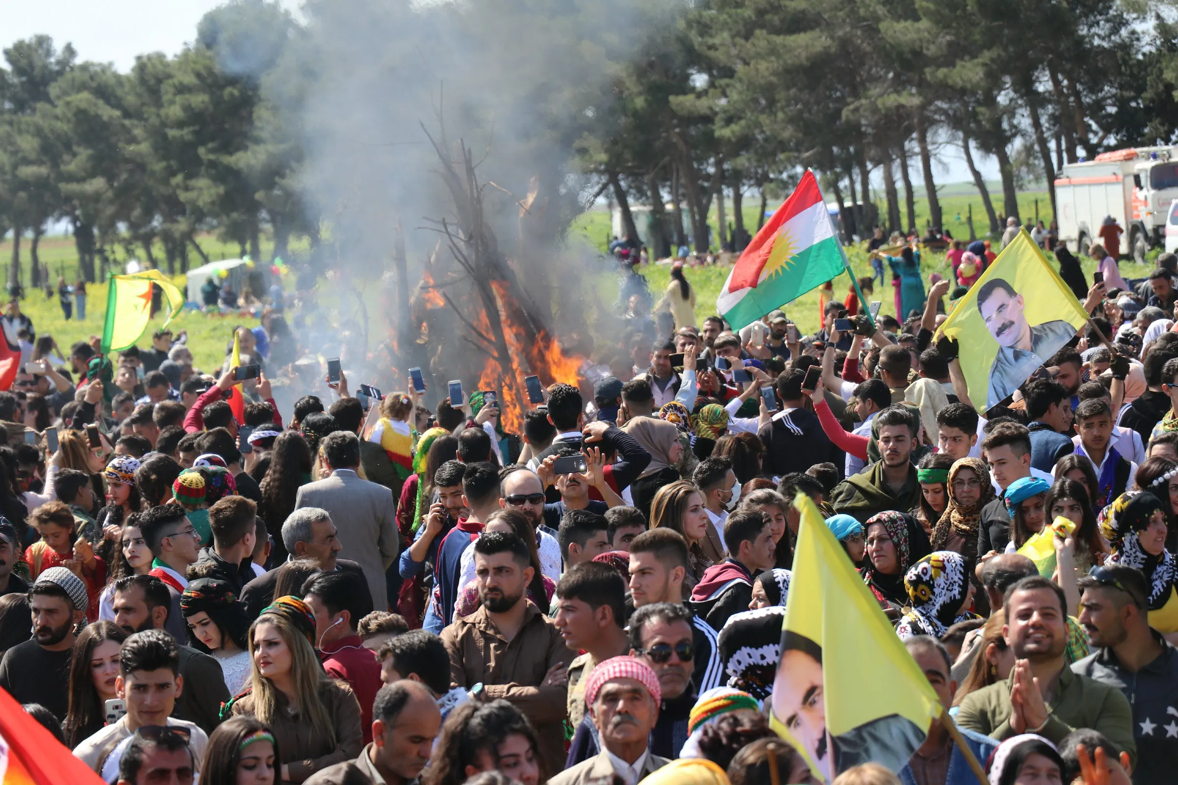 Li herêma Cizîrê pîrozbahiyên Newrozê dest pê kir