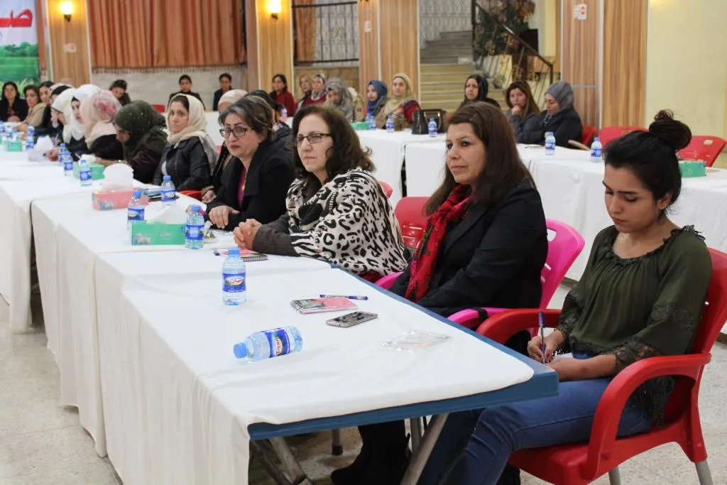 Civîna jinên Bakur û Rojhilatê Sûriyê dest pê kir