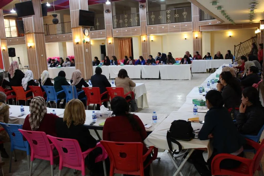 Civîna jinên Bakur û Rojhilatê Sûriyê dest pê kir