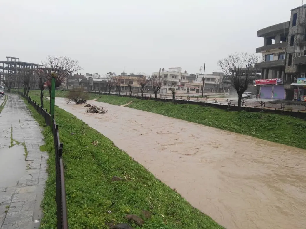 Li Girkê Legê ji ber lehiyê rê hatin girtin û pir hilweşiyan