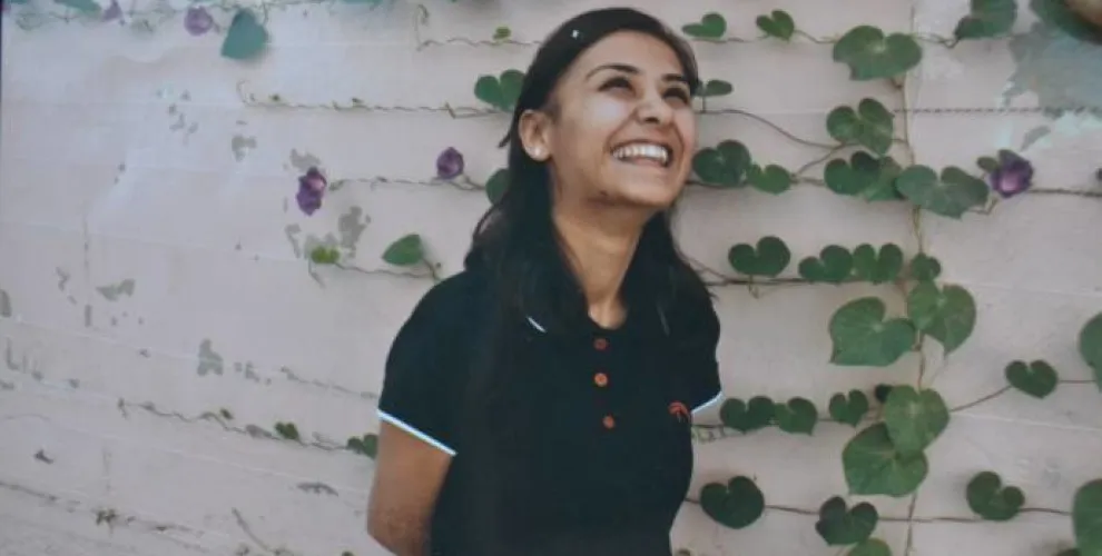 Nameya Ayten Beçet di Newroza Stenbolê de hate xwendin