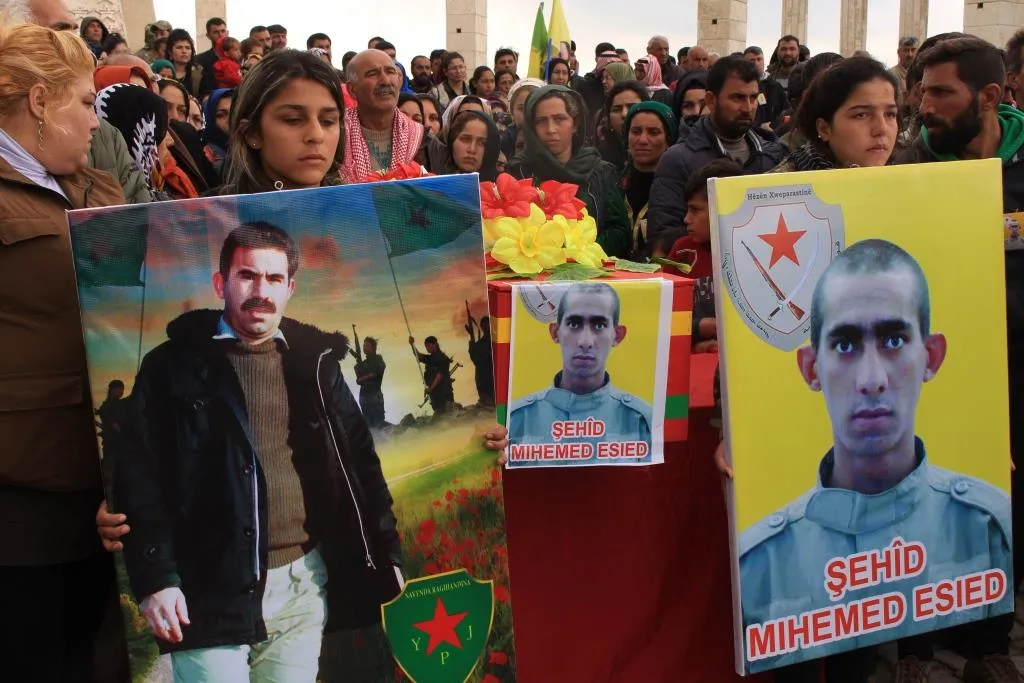 ‘Cîhan deyndarê şehîdên me ye’