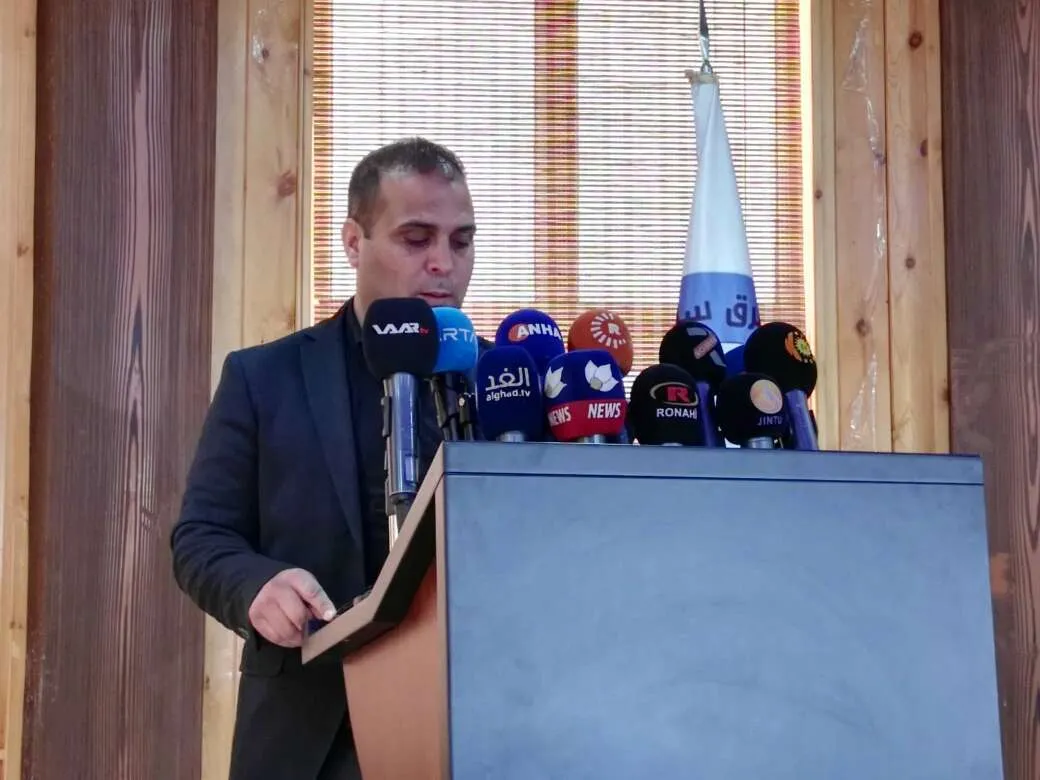 Rêveberiya Xweser: Biryarên ku em tê de beşdar nebin, em ne mecbûr in pêk bînin